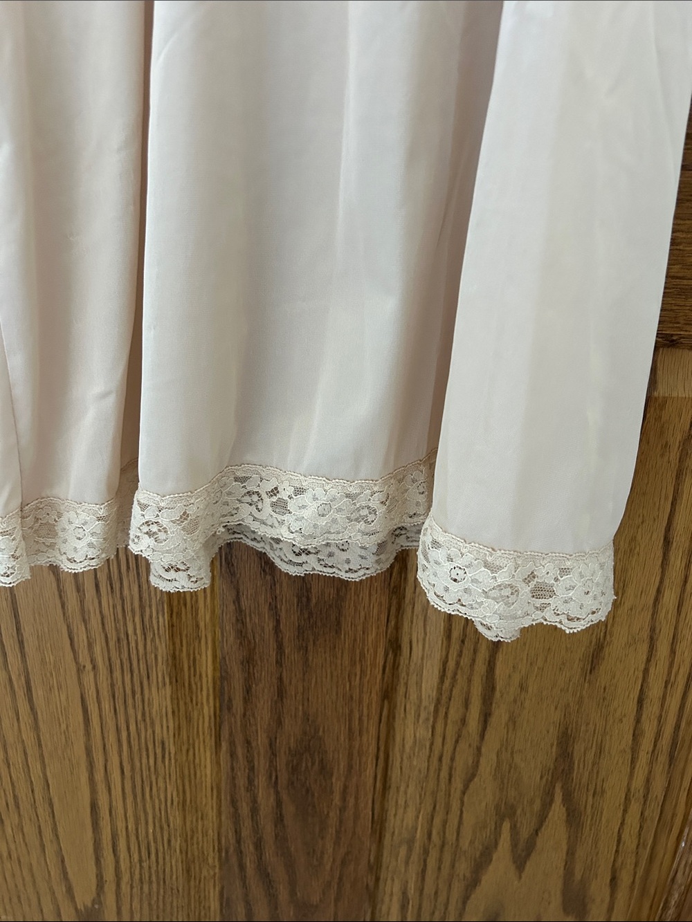 vassarette Cream Lace-Trim Slip image 5